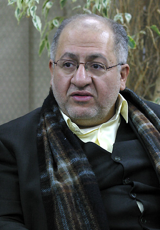 عضو مؤسس حزب اعتماد ملي:
دانشجو بايد مطمئن شود حضورش در عرصه‌ي سياسي براي نظام قابل تحمل است