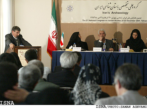 ”چو ايران نباشد تن من مباد“
گزارشي از نشست دوم گروه باستان‌شناسي دومين همايش ملي ايران‌شناسي