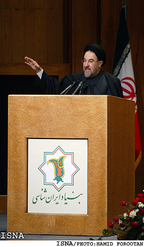 رييس‌جمهور در دومين همايش ايران‌شناسي:
ايران‌شناساني عصر ما نيازمند ارتباط بيشتر با همكاران خود در حوزه‌هاي متناظر است