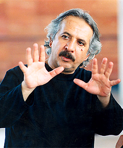 « فرصتي براي علاقه‌مندان شهرستاني درعرصه‌ي سينما»
مجيد مجيدي براي انتخاب بازيگر اصلي « آواز گنجشك‌ها» فرخوان داد