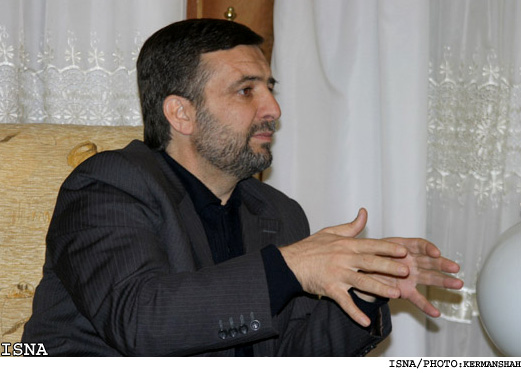 کاردار ايران در عراق: 
 با بهبود شرايط امنيتي عراق مرز خسروي به روي زائران بازگشايي مي‌شود