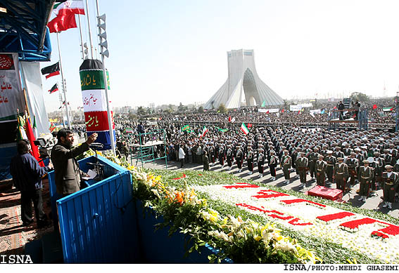 سخنراني رييس‌جمهور در مراسم 22بهمن-ميدان آزادي/مهدي قاسمي  ايسنا