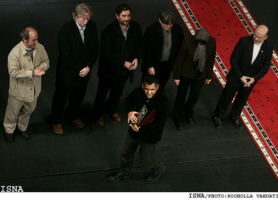 ماني حقيقي دراختتاميه‌ي بخش بين‌الملل جشنواره‌ي فيلم فجر/روح‌اله وحدتي