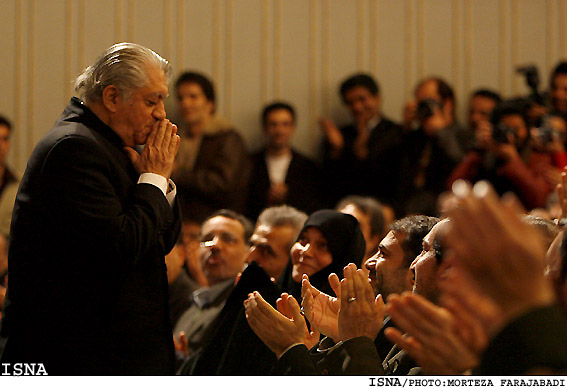 عزت‌الله ‌انتظامي‌ در اختتاميه بيست وچهارمين جشنواره فيلم فجر/مرتضي فرج‌آبادي