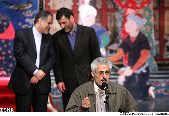 مجتبي راعي در اختتاميه بيست‌و‌چهارمين جشنواره‌فيلم فجر/مهدي قاسمي  ايسنا