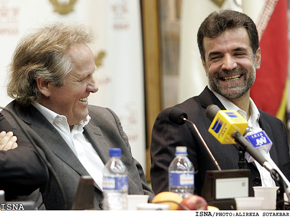 انصاري‌فرد و آري‌هان در نشست مطبوعاتي سرمربي جديد پرسپوليس/عليرضا صوت‌اكبر