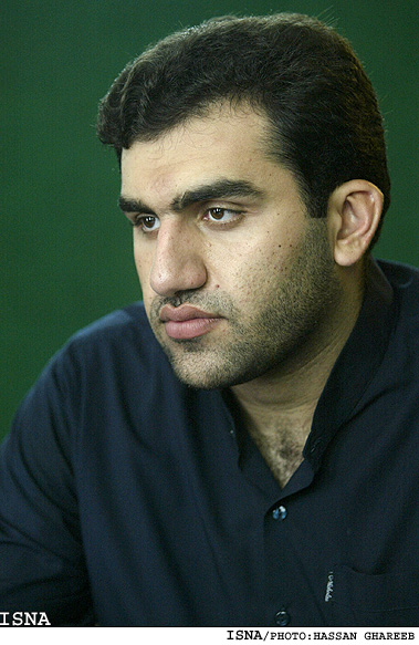 دبير اتحاديه‌ي اول تشكل‌هاي دانشگاه آزاد:
دولتمردان تعاملي دو سويه با دانشجويان برقرار كنند