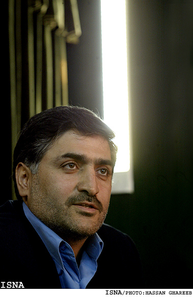 آهنگري، كارشناس گردشگري:
كسب درآمدهاي ارزي از توريسم بايد دغدغه اصلي دولت باشد
دولت جديد با بها دادن به توريسم، ايراني درخور نام را براي جهانگردان مهيا كند