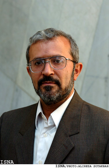 نماينده‌ي اسبق ايران در آژانس:
ايران بايد با ديپلماسي قوي از بروز اجماع عليه خوداجتناب كند
لغو مذاكرات از سوي اروپا صحنه‌ي بازي را براي ايران محدود خواهد كرد