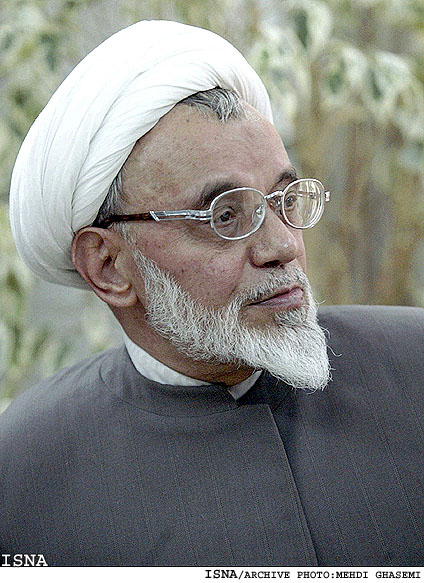 /نگاهي به ديپلماسي اصول گرايي واقع بينانه/ 
هاشم‌زاده‌ هريسي:
حاصل جمع «خرد ورزي» و «ارزش‌گرايي»، «ديپلماسي اصول‌گرايي واقع‌بينانه» خواهد بود