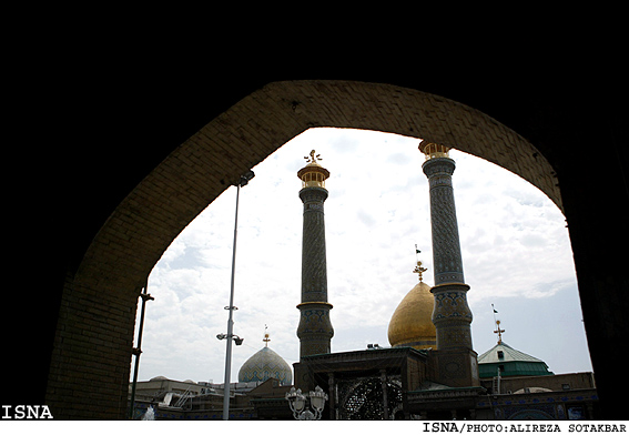امامزاده‌هاي استان تهران /4/
از آستان تا آسمان در حرم حضرت عبدالعظيم حسني (ع)
گفتم ببينمت، مگرم درد اشتياق ساكن شود، بديدم و مشتاقتر شدم...