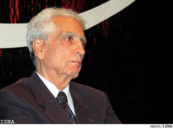 اسلامي ندوشن در مراسم بزرگداشت خيام: 
«شاهنامه» پر از انديشه‌هاي خيامي است