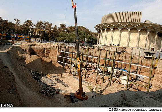 مدير دفتر فني سازمان ميراث فرهنگي و گردشگري تهران:
هنوز هيچ طرحي براي بازسازي تئاتر شهر به سازمان داده نشده است