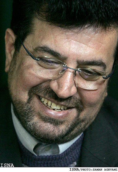 ايماني خوشخو در ايسنا:
دليل كوتاهي در رسيدگي به پرونده ي تعزيه، تغيير مديريت...اتفاق خيلي مهم و نادري نيست...،آقاي تقوايي فيلم بسيار جذاب ساخته ...