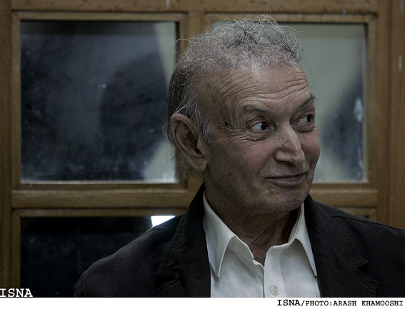 كيومرث منشي‌زاده:
بيش‌تر كتاب‌هاي نمايشگاه از لحاظ كيفي خوب نيستند