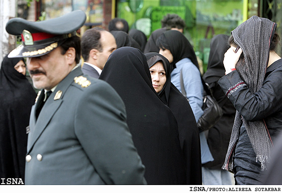 آغاز به كار گشت‌هاي ارشاد نيروي انتظامي تهران بزرگ/عليرضا صوت‌اكبر ايسنا