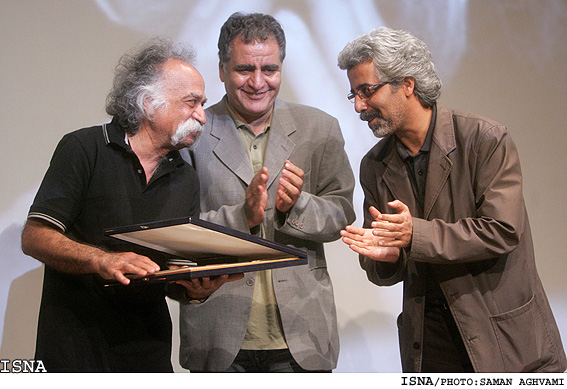 عباس گنجوي و تقوايي در مراسم بزرگداشتگنجوي-سامان اقوامي-ايسنا