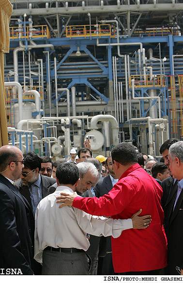 مراسم احداث طرح متانول مشترك با حضور احمدي‌نژاد و چاوز/مهدي قاسمي ايسنا