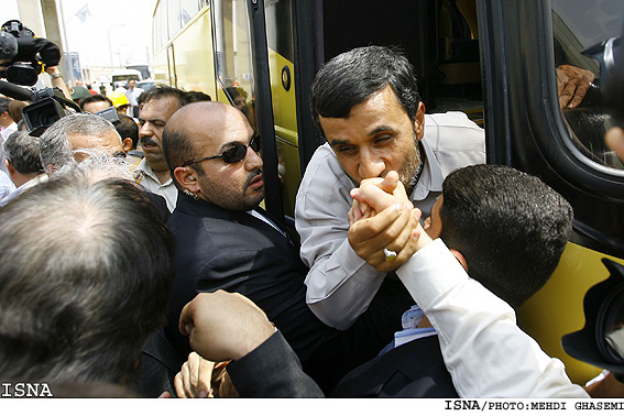 مراسم احداث طرح متانول مشترك با حضور احمدي‌نژاد و چاوز/مهدي قاسمي ايسنا