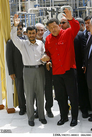 مراسم احداث طرح متانول مشترك با حضور احمدي‌نژاد و چاوز/مهدي قاسمي ايسنا