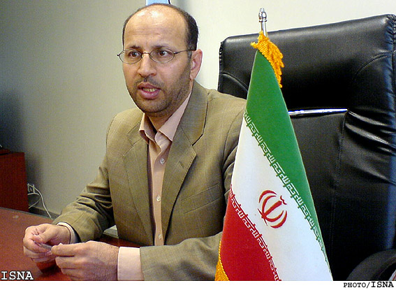 نايب ‌رييس كانون سردفتران تشريح كرد:
واقعيـت هزينـه‌هاي نقـل و انتقال خـودرو
