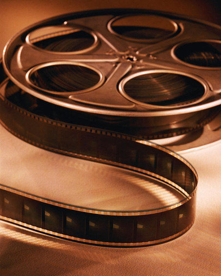 گزارشي بدون تحليل 
نيم‌نگاهي به دفترچه‌ي سياستهاي سينمايي و پيش‌نويس لايحه نظام سينمايي