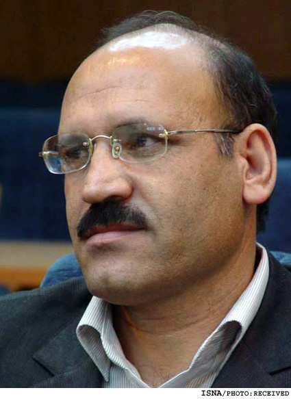 ارزيابي حسنلي از ورود واژه‌هاي بيگانه و عملكرد فرهنگستان