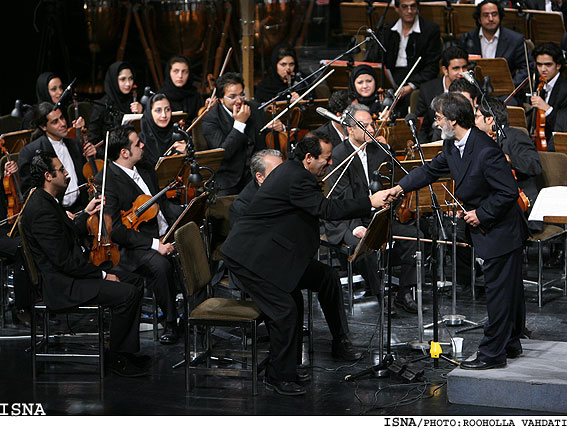 "اين فصل را با من بخوان..."اجراي مجيد انتظامي و حسين پارسايي/روح اله وحدتي