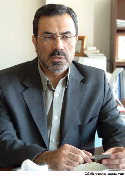 مديرعامل واگن پارس:
نگران بي‌توجهي به توان ساخت داخل هستيم
وزارت كشور هنوز درباره واگن ملي تصميم‌گيري نكرده است