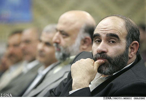 ترور يك استاد فيزيك در تهران؛
معاون سياسي استاندار:
مسئولان اطلاعاتي و امنيتي درحال بررسي جزئيات حادثه هستند
نتايج را هرچه سريعتر به اطلاع مردم خواهيم رساند