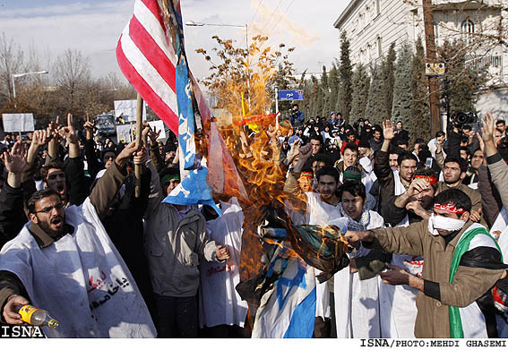تجمع اعتراض‌آميز دانشجويان در مقابل سفارت اردن/مهدي قاسمي-ايسنا