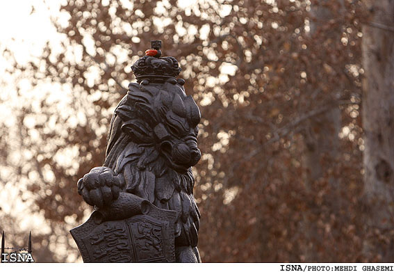 تجمع اعتراض‌آميز دانشجويان در مقابل سفارت انگليس/مهدي قاسمي - ايسنا