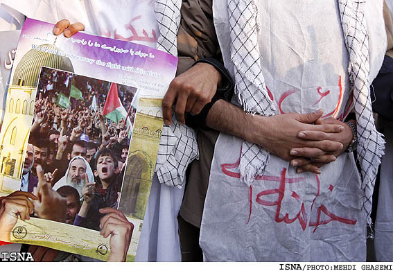 تجمع اعتراض‌آميز دانشجويان در مقابل سفارت انگليس/مهدي قاسمي - ايسنا