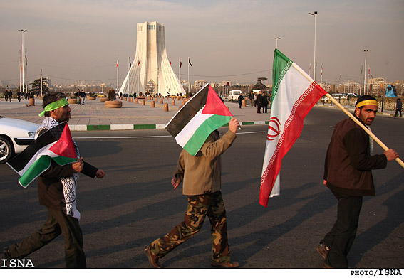 راهپيمايي دانشجويان براي تجديد بيعت با مقام معظم رهبري