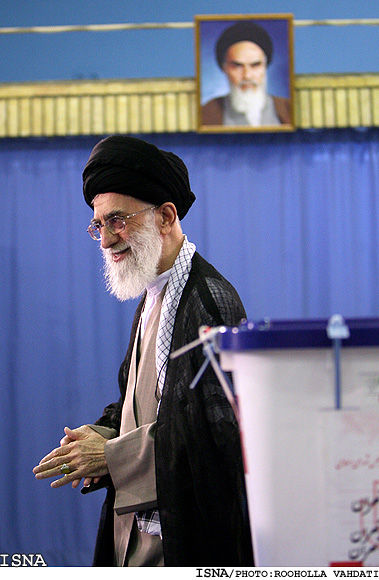 حضور مقام معظم رهبري در پاي صندوق راي/روح‌اله وحدتي - ايسنا