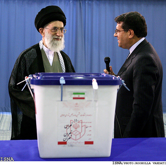 حضور مقام معظم رهبري در پاي صندوق راي/روح‌اله وحدتي - ايسنا