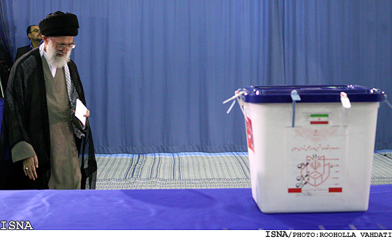 حضور مقام معظم رهبري در پاي صندوق راي/روح‌اله وحدتي - ايسنا