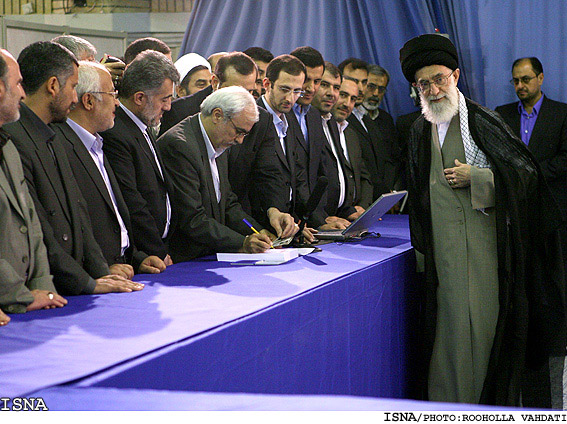 حضور مقام معظم رهبري در پاي صندوق راي/روح‌اله وحدتي - ايسنا