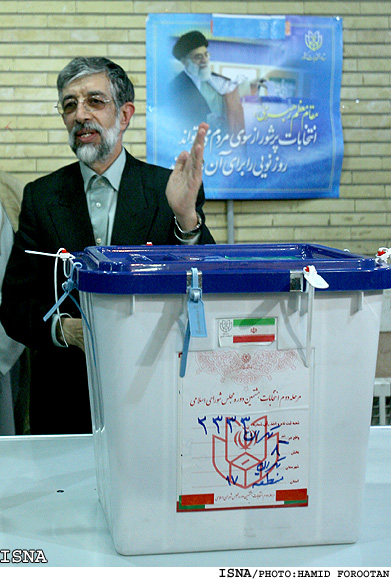 حضورحدادعادل در پاي صندوق راي/حميد فروتن-ايسنا
