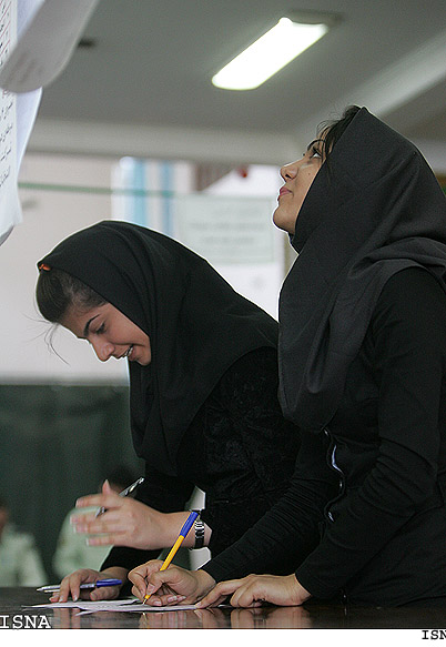 حضور مردم در انتخابات هشتمين دوره مجلس- ميدان پونك/سامان اقوامي-ايسنا