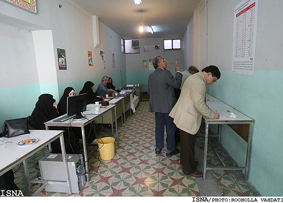 حضور مردم در انتخابات هشتمين دوره مجلس-هفت تير/ روح‌اله وحدتي - ايسنا