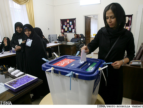 حضور مردم در انتخابات هشتمين دوره مجلس-خيابان دولت/ روح‌اله وحدتي - ايسنا