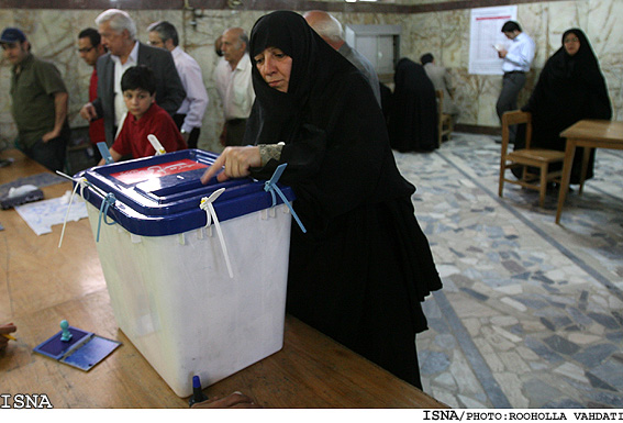حضور مردم در انتخابات هشتمين دوره مجلس-خيابان دولت/ روح‌اله وحدتي - ايسنا