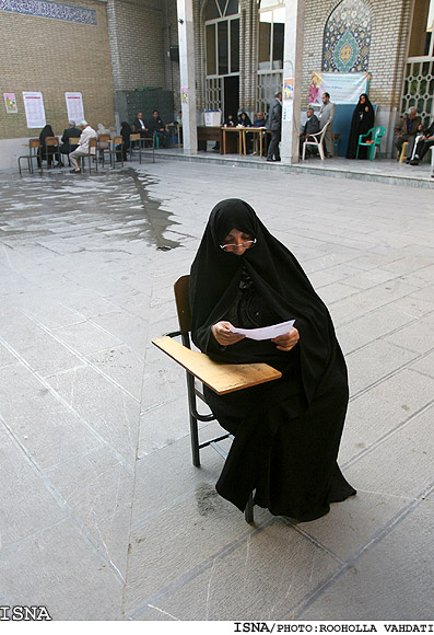 حضور مردم در انتخابات هشتمين دوره مجلس-پاسداران/ روح‌اله وحدتي - ايسنا