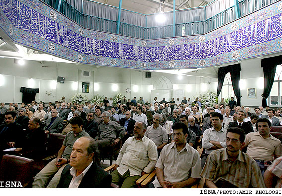 مراسم يادبود نادر ابراهيمي/امير خلوصي ايسنا