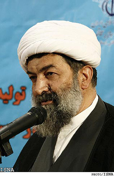 امام جمعه زنجان:
اوباما اگر حواسش را جمع نکند، به سرنوشت رهبران قبلي آمريکا دچار مي‌شود 
مردم زنجان به نهضت عظيم عاشورا متصل‌اند