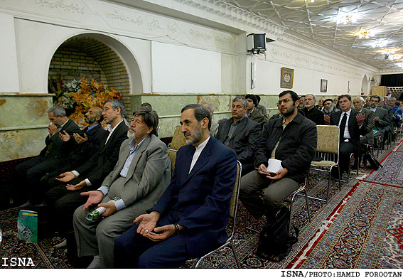 مراسم يادبود طاهره صفارزاده در امام‌زاده صالح /حميد فروتن-ايسنا