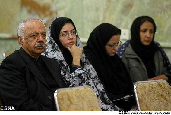 مراسم يادبود طاهره صفارزاده در امام‌زاده صالح /حميد فروتن-ايسنا