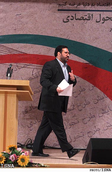 ارزيابي وزير اقتصاد از هدفمندي يارانه‌ها در گفت‌وگو با ايسنا:
هر كجا قيمت‌ها كامل‌تر اصلاح شده اثر اصلاحي مشهودتر است
