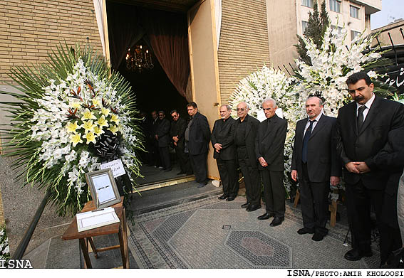 مراسم ترحيم طاهره صفارزاده در مسجد الغدير/امير خلوصي ايسنا